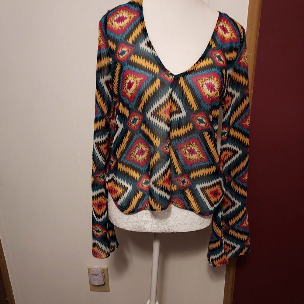 Show me your Mumu size M excellent cond arm pit to pit 18 inch length 22